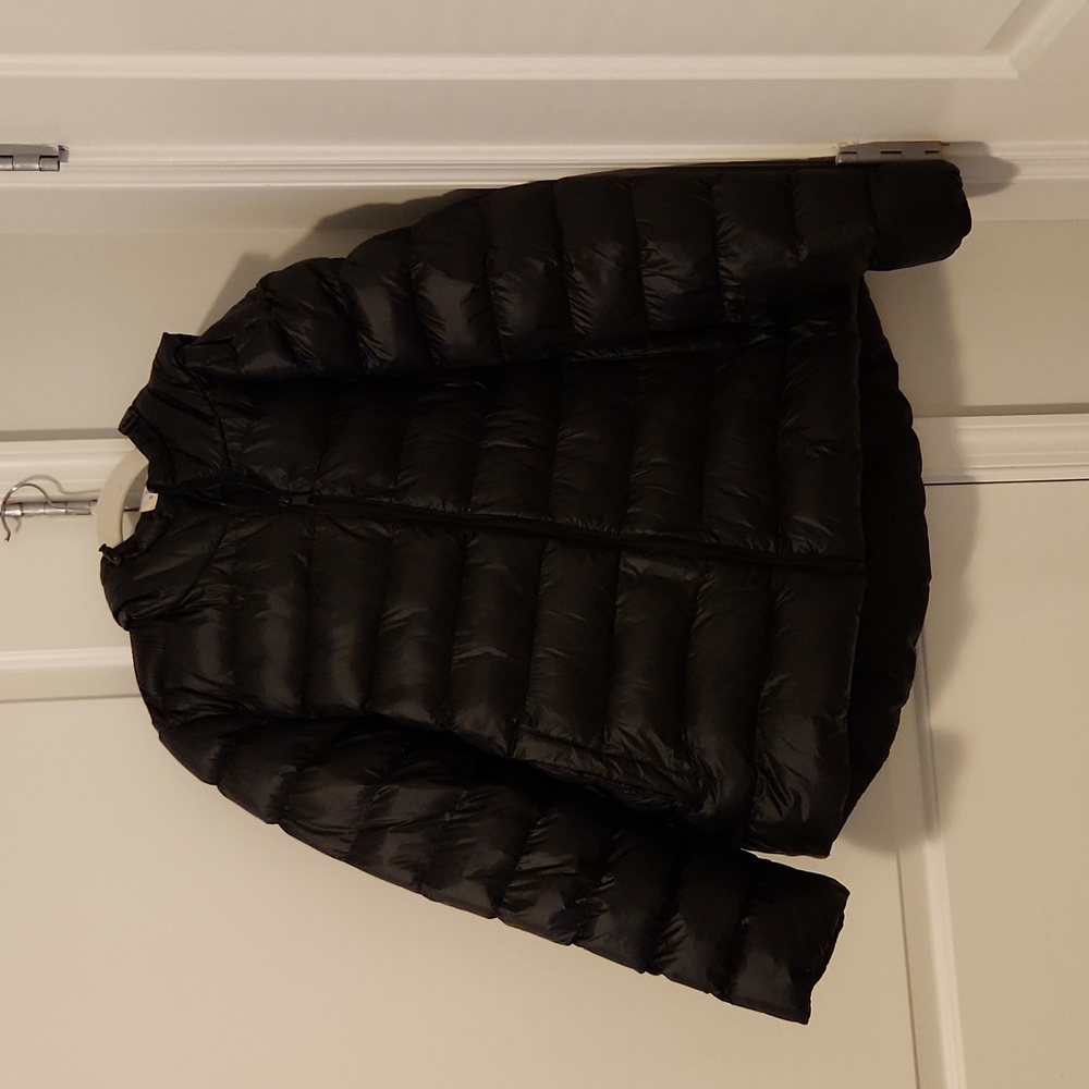 Cropped Black Puffer